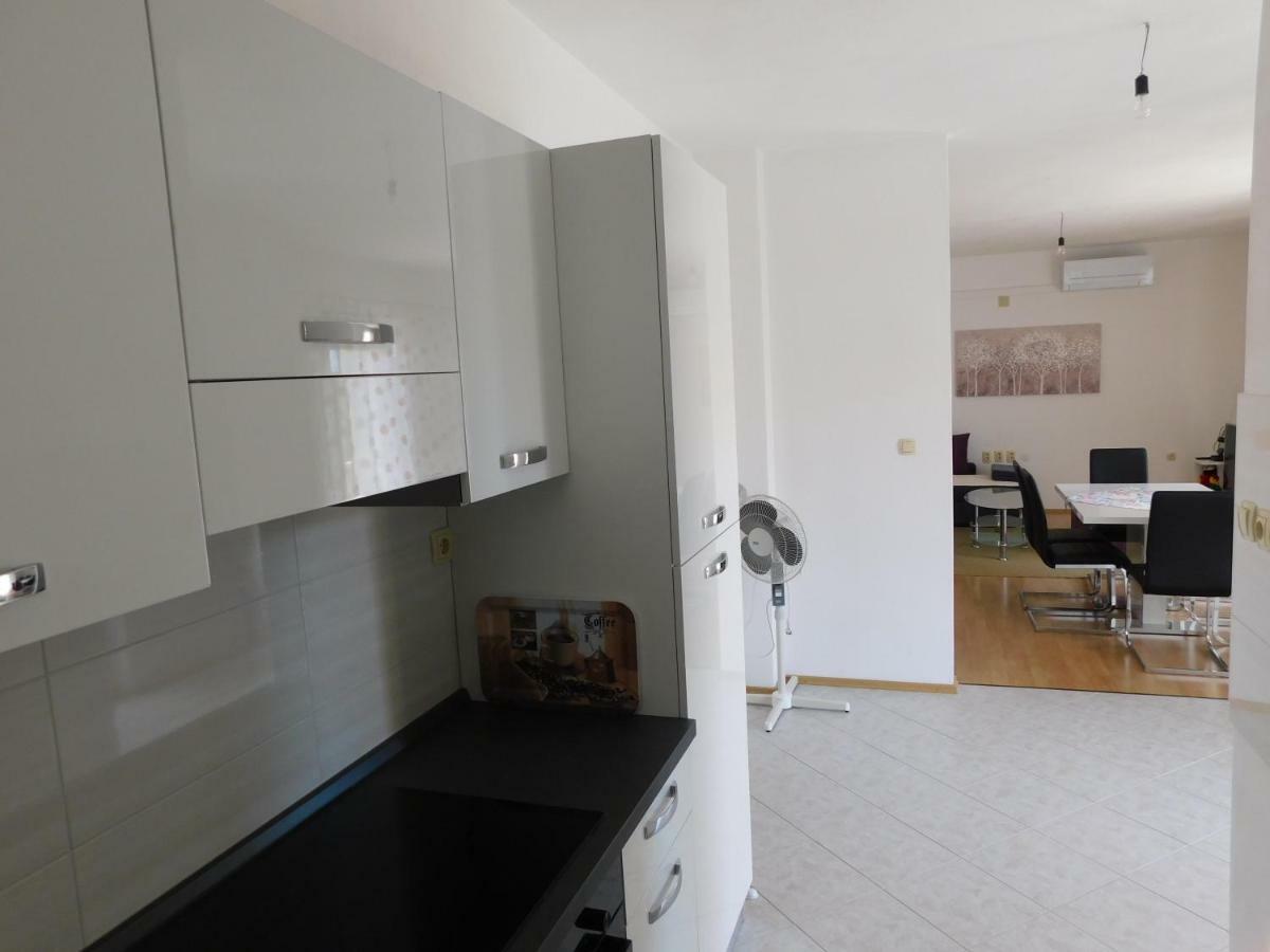 Apartment Mrso Podstrana Zewnętrze zdjęcie