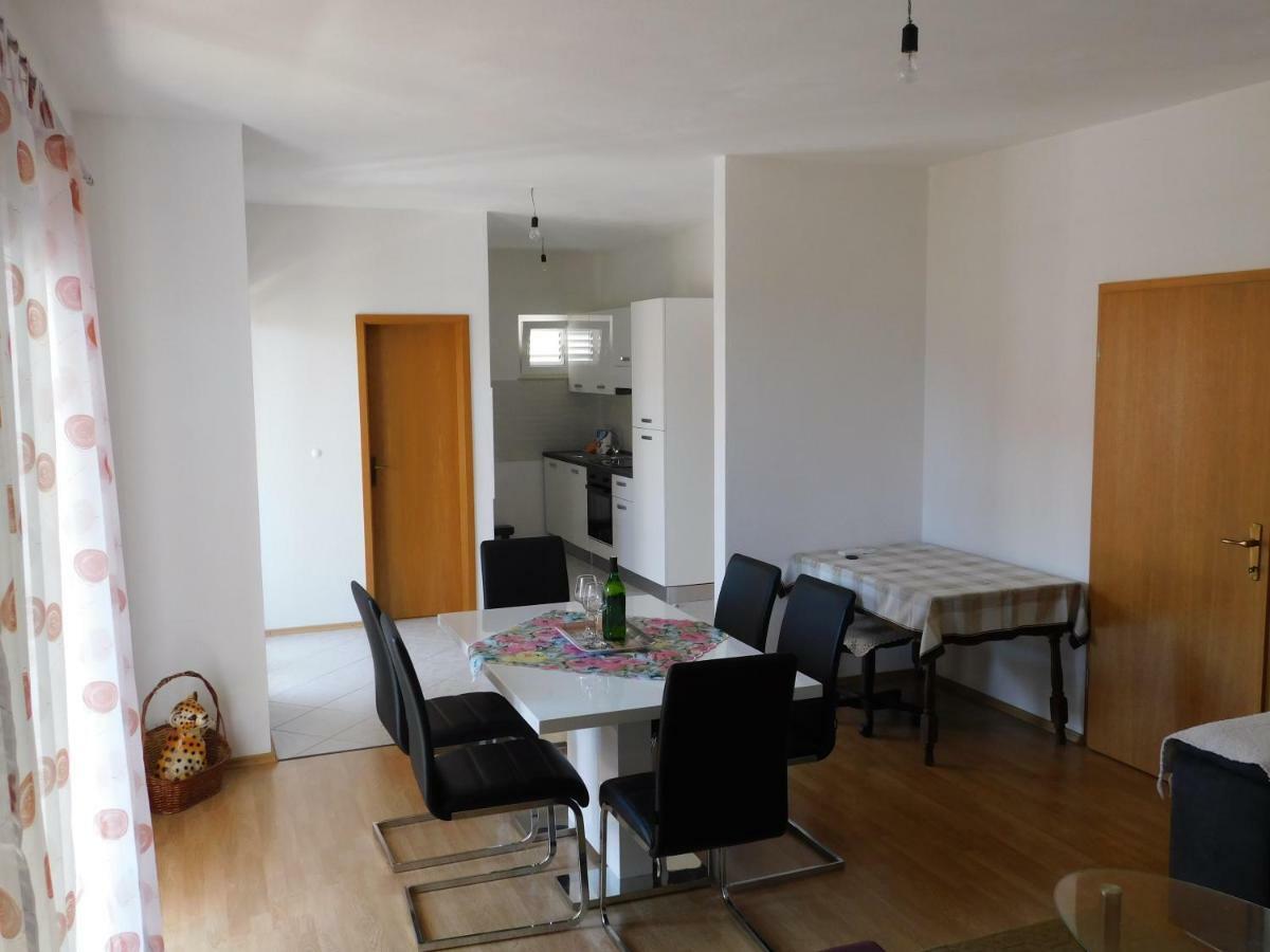 Apartment Mrso Podstrana Zewnętrze zdjęcie